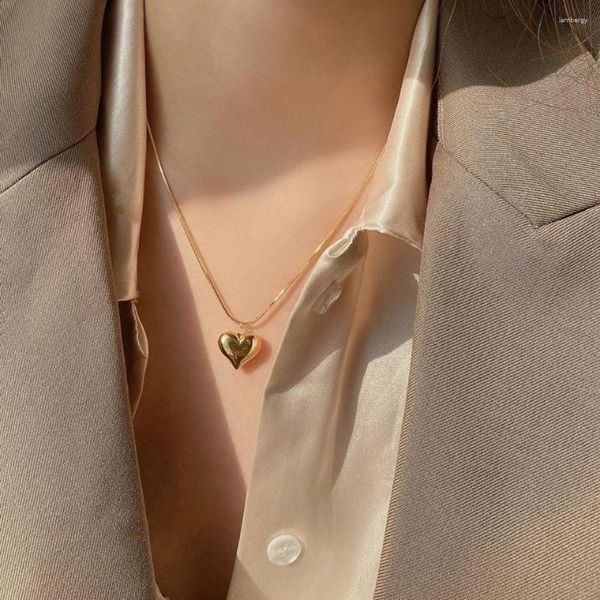 Чокер простое трехмерное ожерелье любви с титановым стальным зеркалом, как цепочка в форме сердца и универсальные аксессуары