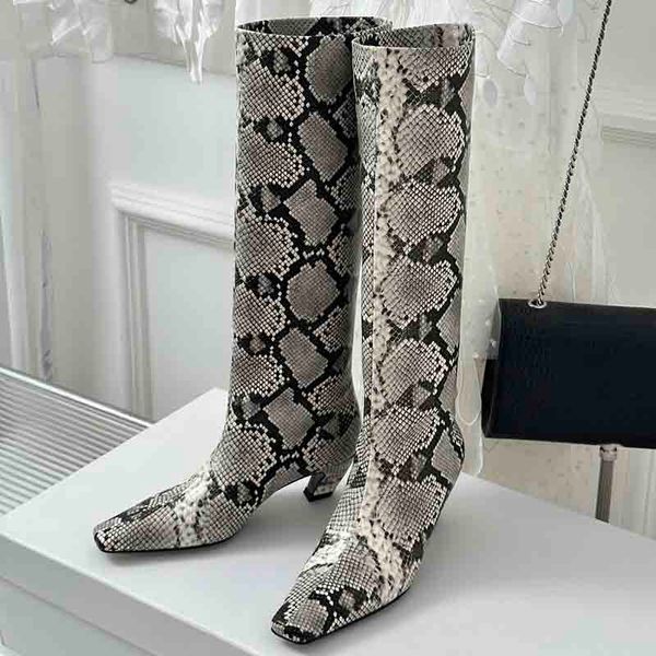 New Davis Knee Knee Boots High Slip-On de ponta pontianeda Steletto Heels Fashion Fashion Fashio