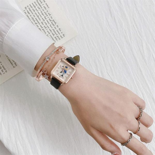 Armbanduhren Frauen Mode Small Pudding Bär Square Design Uhren 2023 Marke Retro Black Damen lässig weibliche Quarzleder