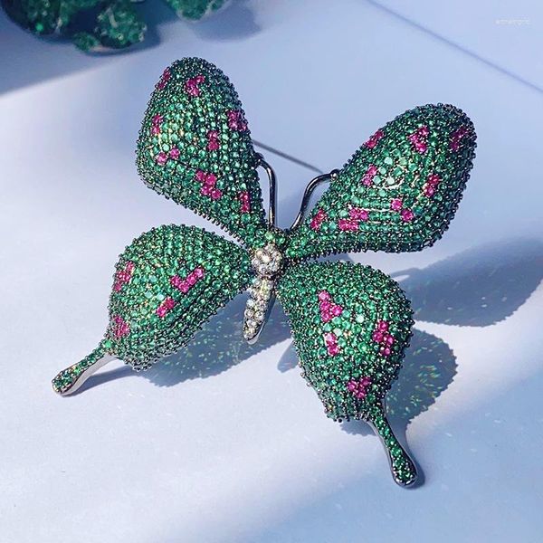 Broşlar vintage ağır endüstri yeşil kelebek lüks tasarım üst düzey böcek pimi mücevher gece elbisesi broş hediyeler için broş hediyeler
