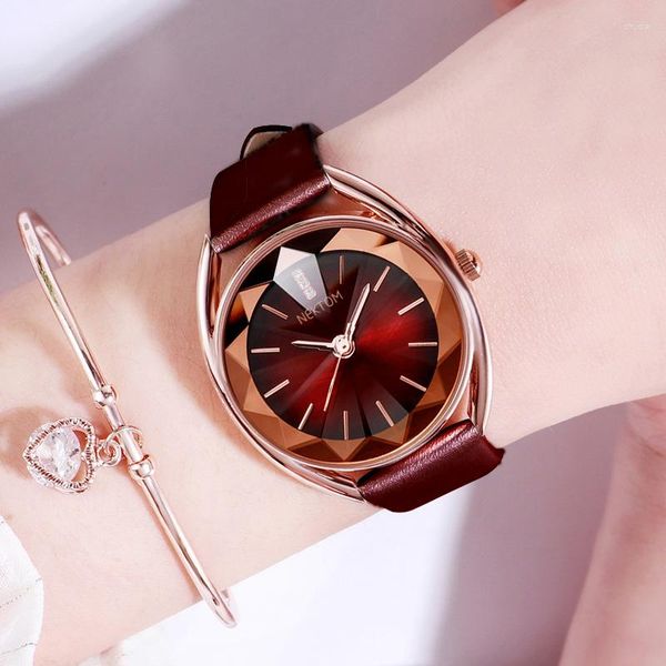 Armbanduhren Nektom 2023 Top Fashion Damen Uhren Dunkelrot wasserdichte Lederband für Frauen Relogio Feminino