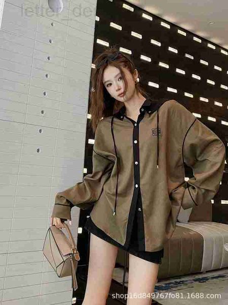 Bloups feminina Camisas Designer 23 Early Autumn New Hooded Colorful Shirt Coat Bordado Decoração de Moda Baixa Chap