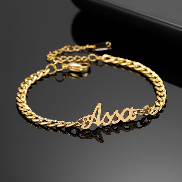Braccialetti Charm Nome personalizzato Bracciale 18K Gold Gold in acciaio inossidabile Catena di branchi personalizzati Bracciale Bracciale Menera fatte a mano gioielli fatti a mano per donne regalo 230814