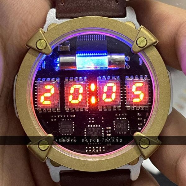 Bilek saatleri Fantezi Oyuncaklar DIY Eşsiz Vintage Glow Elektronik Devre Kurulu 46mm Kilitli Erkekler Kol saati Kablosuz Şarj