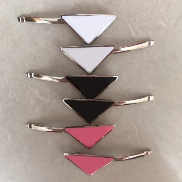 Nova listagem simples Hairpin Classic Triangle Hairpin 3 Cor Mulheres letra Metal Hairpin Fashion Hair Accessories Childrens Gift Holiday Dress 01