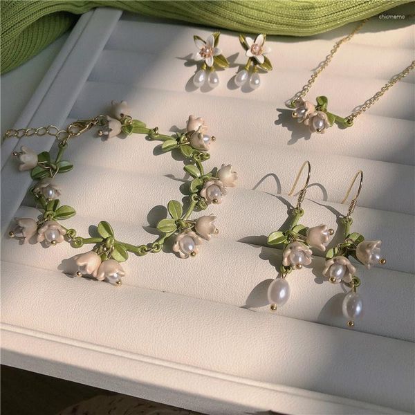 Halskette Ohrringe Set White Bell Orchid Armband Halskette-Super Xiansen Frühling für Mädchen mit Kragenkettenohrklammern