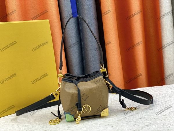 Noe cüzdan mini kova omuz çantası p82885 kadın monogramlar cüzdan küçük deri eşyalar kese crossbody tasarımcı debriyaj çizim çantası