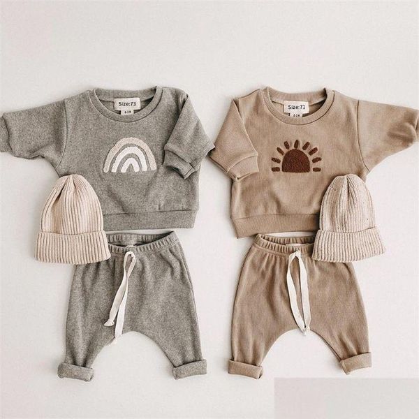 Roupas conjuntos de moda para crianças roupas infantis de bebê menino menino padrão tops casuais calças solteiras 2pcs designer roupa 220808 dr dhr3u