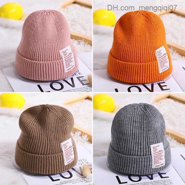 Caps Hats Neuer Brief Baby Hat Bini Hut Warm Winter Neugeborene Jungen und Mädchen Hut Stricke Kinderkindhut Casquette Kinder Z230815