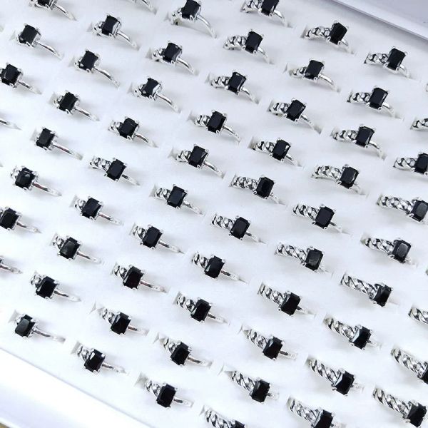 50pcs schwarzer Quadratkristallglasring mit Öffnung für Frauenschmuck Ringgeschenkgroßhandel und Bulk Verkauf