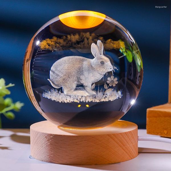 Dekorative Figuren 12 Tiere Chinesische Tierkreiskristallkugel mit LED -Beleuchtungskugel Standhalter Lasergravurglas Dekoration PO -Requisiten
