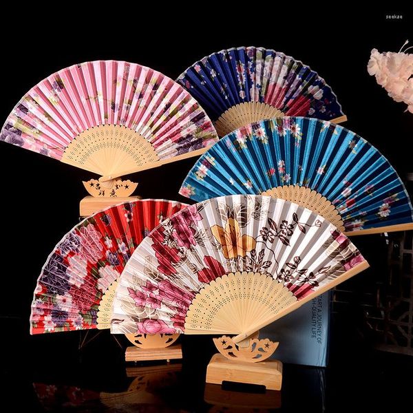 Figurine decorative in stile cinese Folding Fan Silk Fans Hanfu Accessori retrò retrò per uomini e donne