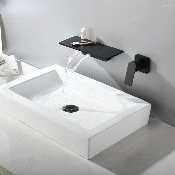 Rubinetti del lavandino da bagno bacino da bagno bacino da bagno miscelatore doccia set cascata in ottone opaco a parete nera montata e acqua fredda