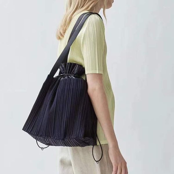 Taillenbeutel Miyake plissierte Tasche Korean Fashion Schulter Designer Handtasche Cross Body Fanny Pack für Frauen