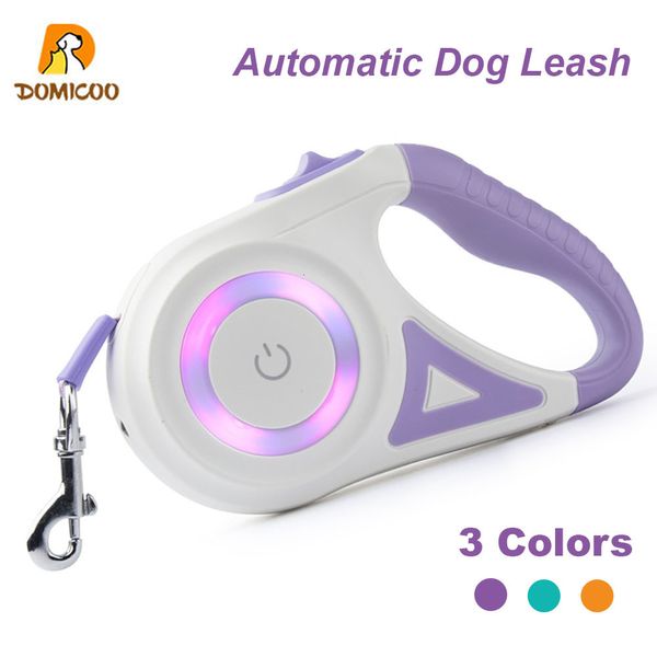 Hundekleidung Einziehbare Leine LED mit Taschenlampe 16ft Tracking Gehen Nylon Seil Automatische Blei -Modlichtgurte für Welpen 230814