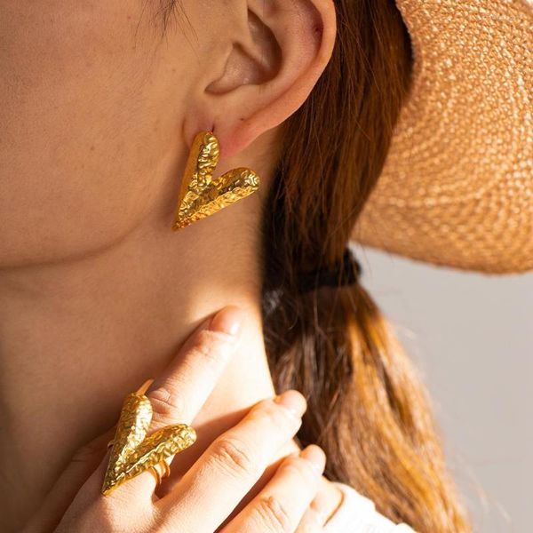 Orecchini per borchie 2023 Stripe a martello anelli a forma di cuore in oro grosso per regalo di donna geometrica in acciaio inossidabile.