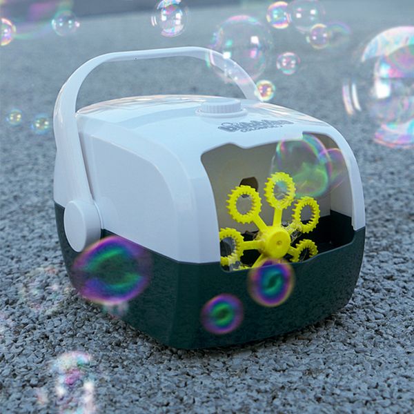 Giochi di novità macchina a bolle automatica portatile colorato produttore di bolle divertente divertente giocattolo all'aperto USB ricaricabile per bambini giardino stage dj pub Indoor 230815