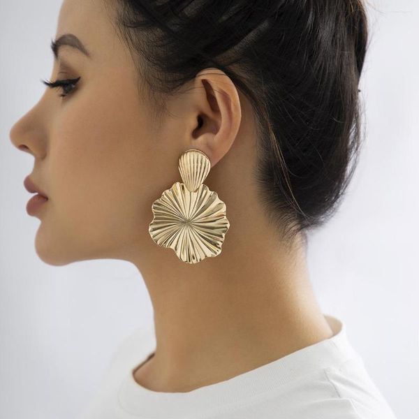 Gestüt Ohrringe Mode Geometrische Big Blütenblume für Frauen Punk klassische Goldfarbe Piercing Steampunk Schmuck Großhandel Großhandel