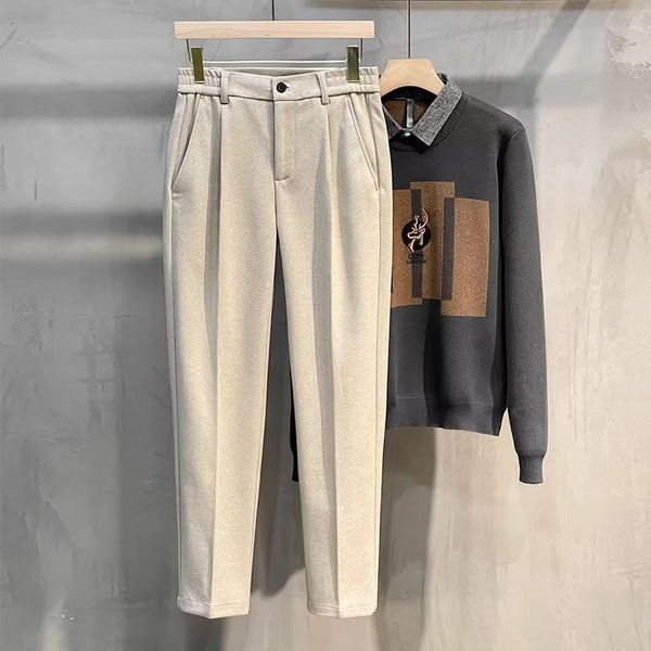 Pantaloni da uomo inverno addensano uomini di lana affari sciolti abiti caldi e sottili pantaloni maschi di colore solido elastico alto 230815