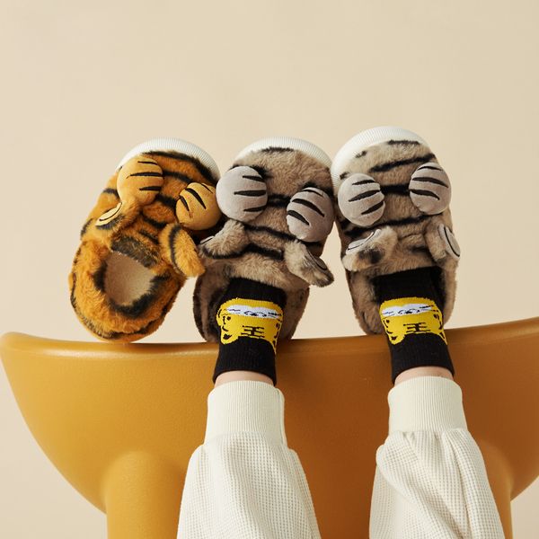 Fumetto di gocce di fumetti 3d Tiger Boys Girls Slifors inverno Peludo Platform Kids Platform Calda Sole Anti Slip House per bambini 230814