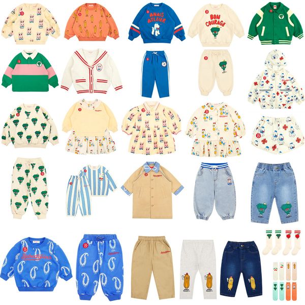 Bekleidungssets Bebe Marke 2023 Frühling Koreaner Kinder Jungen Sweatshirt Kinder Baumwolle bedruckte FreizeithuTies Pullover Kleidung Mädchen Kleid 230814