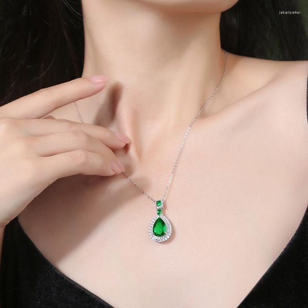 Correntes 925 Sterling Silver Oval Emerald Diamond Casamento Pingente Colar para Mulheres Jóias de Engajamento de Partidas