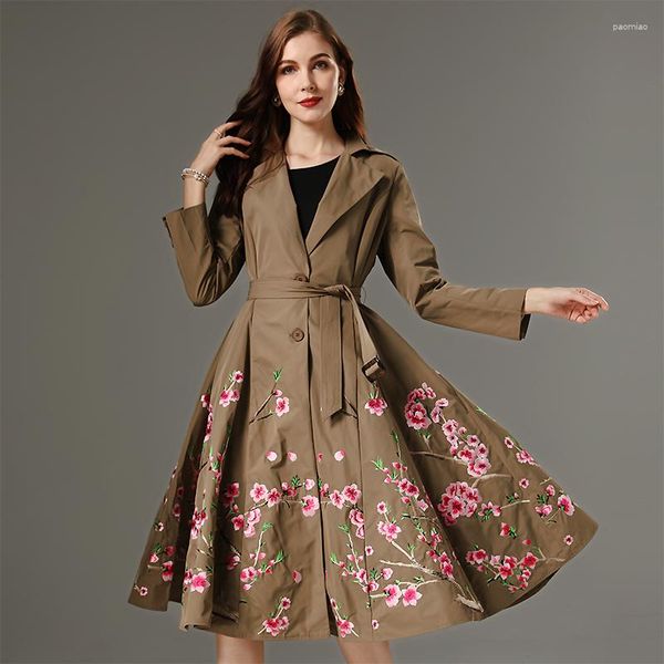 Женские траншеи Coats Spring Whrodbreaker Одиночная пояс винтажный китайский стиль персиковой вышивка Элегантная средняя длина