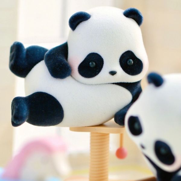 Blind Box Panda Roll Pandas sind auch Cat Series Box Mystery Toys Doll süße Anime -Figur Desktop -Ornamente Geschenkkollektion 230816