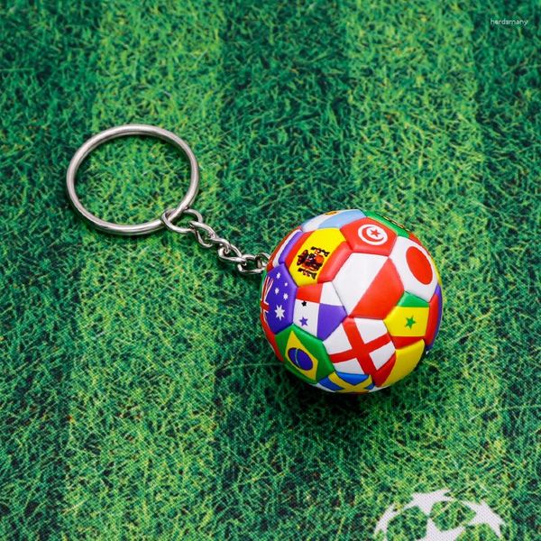 Keychains Creative National Spoccer Model para homens de namorado vende joias de acessórios da moda de lembranças de formação de aniversário