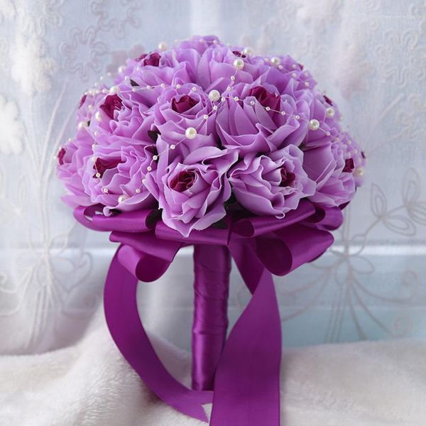 Fiori di nozze 2023 Bruchet Bridal Roses artificiali Emulazione di decorazioni per la casa finta Brides con perla
