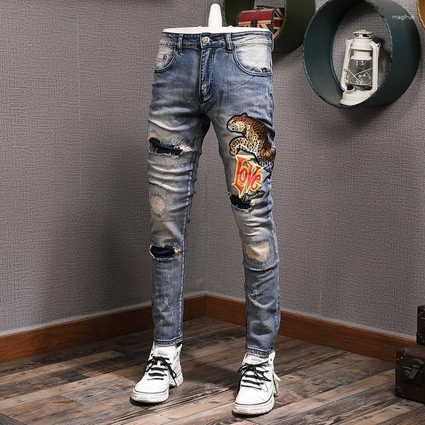 Erkek kot sokak kıyafeti moda erkekler retro mavi streç ince fit vintage yırtık leopar yama tasarımcısı hip hop pantolon hombre