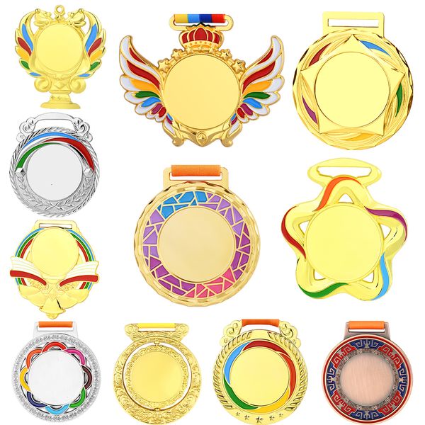 Oggetti decorativi Figurine medaglie vuote generiche personalizzano la medaglia di metallo per qualsiasi trofeo sportivo della concorrenza souvenir per bambini regalo oro 230815