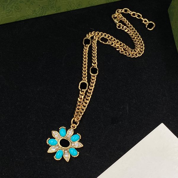 Ladies Vintage Ornate Necklace Blu Glaze Blu Girasole a ciondolo in metallo Collana di rame Media Antiqua