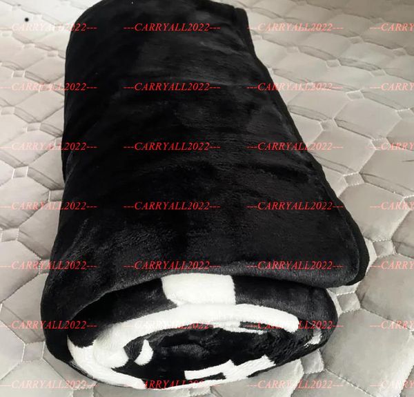 schwarze weiße Wurfdecke 2023 Buchstabe Kaschmirde Designer Decke Weiche Wollschalschal tragbare Wärme Verdickung kariert