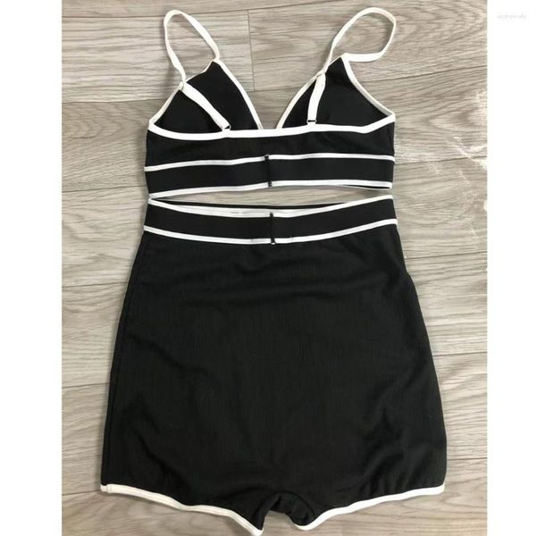 Testes femininos feminino Mulheres acolchoadas Bra esportivo Conjunto Sexy Black and White Gym Sport Sport Sports Sport Caint Sunging Suit de fitness TRAFORME