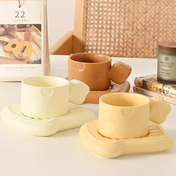 Tassen Untertassen Latte Kunst lustiger Kaffee Tasse Kawaii kreative chinesische niedliche Tee Keramik wiederverwendbare Tazas de Ceramica Creativas Kaffee