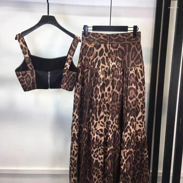 Damen Badebekleidung 2023 Hochwertiger Leopardendruck zweiteiliger Set Fashion Sexy Bra Gurt Top Taille Slim Long Half Rock Bikini Frauen Kleid