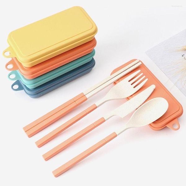 Geschirrssätze 4pcs/Set Castlery Löffel Camping -Tischgeschirr Utensilien Gabelstäbchen Tragbarer Strohfaltfaltpicknick -Student Weizen im Freien Messer