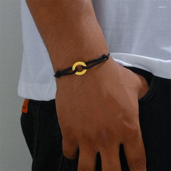 Bracelets de charme clássico de titânio de aço preto círculos de colorido de couro pulseira de corda de couro para homens casal de casal por atacado