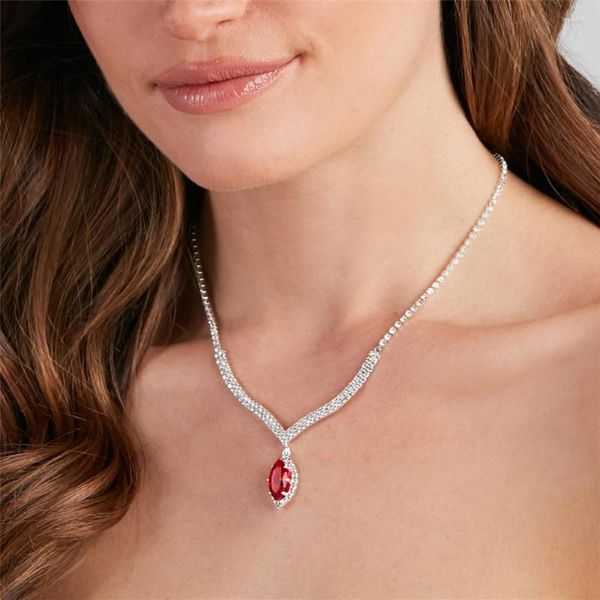 Correntes a moda de água pingente pingente de shinestone colar jóias de casamento para mulheres charme colar de cristal ornamentos por atacado