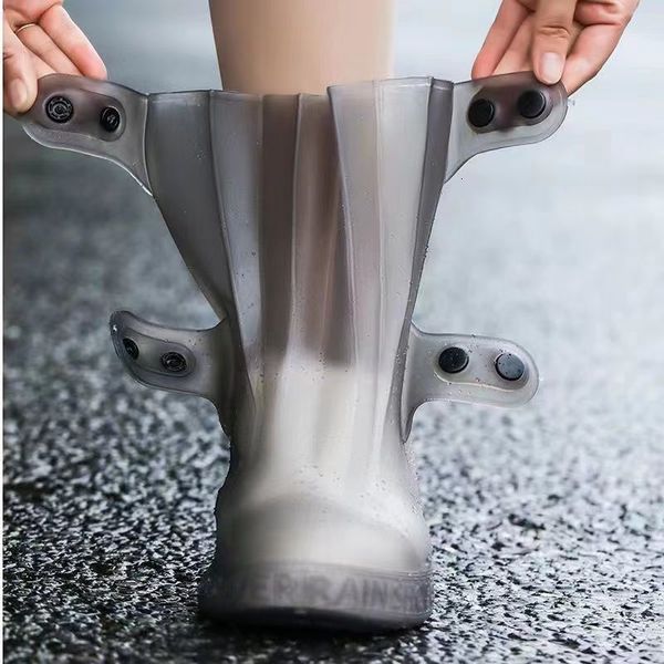 Acessórios para peças de sapatos Tampa superior alta portátil Galoshes Botte de água Sapatos de chuva Protetor Capas à prova d'água reutilizáveis ​​com botões 230816