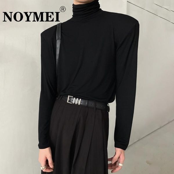 Herren-T-Shirts NoyMei schwarzer Festkörperhaufen Kragen koreanischer Stil Langarm T-Shirt Herbsttemperament Einfaches Schulterpolster Top Wa1843