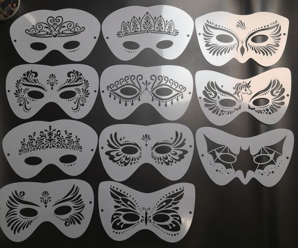 Temporäre Tattoos 21pcs Weihnachten Halloween Party Kinder wiederverwendbares Zeichnen Kunst DIY Lebendstil Waschbares Gesicht Körpermalerei Schablonen Set 2308017