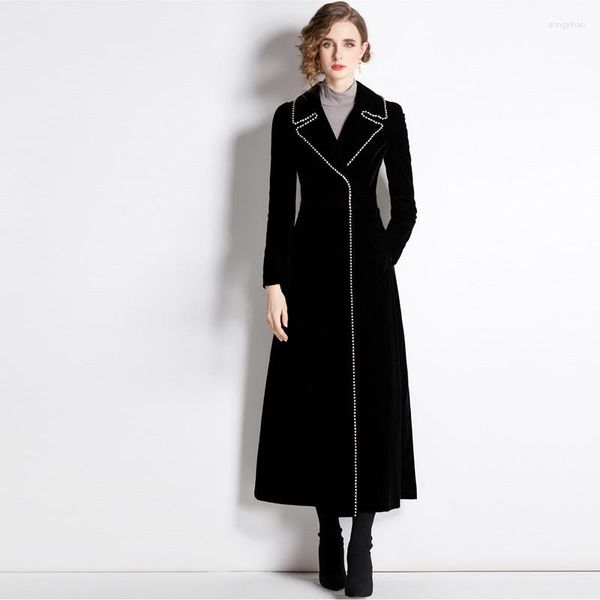Trench da donna Cappotto per perline nere Velvet Coat per le donne 2023 Autumn/Inverno Inverno Temperamento sottile X-Long
