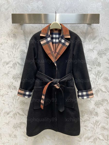 Cappotto di lana Cappotti da donna Autunno Top di lusso Tartan Patchwork Maniche lunghe Risvolto Design a due lati Cintura Vita stretta Giacca di lana Cappotto firmato Donna