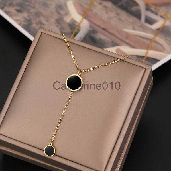 Collane a ciondolo collane in acciaio inossidabile rotondo leggero minimalista Pendenti di lusso Due accessori Collana migliore per amici per donne J230817