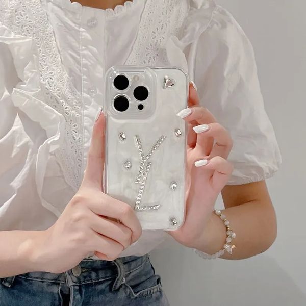 Handyhüllen Designer Fashion Phone Cases Creme Farbe Phonecase Shell für iPhone 15 14 Pro Max 13 12 XS XR Letter Case Luxus Frauen Handys Cover 238175C V08X