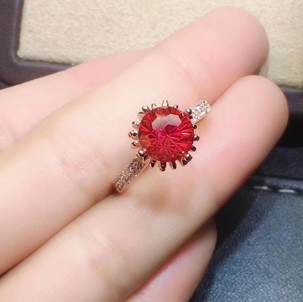 Кластерные кольца красивые красные топаз кольцо женщины серебряные украшения хорошо вырезаны раунд 925 стерлинговой натуральный драгоценный камень подарки на день рождения продажа