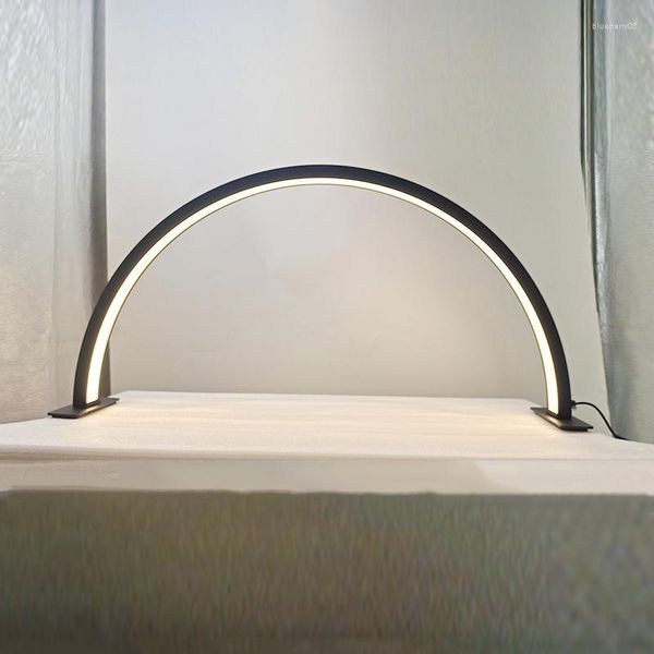 Secadores de unhas múltiplas luzes LED usadas para unhas spa e salão de mesa lâmpada profissional de meia-lua de beleza arco manicure