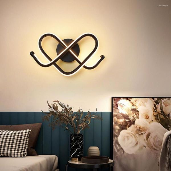 Lampada a parete Modern LED Light Heart Forme Sconce per interni per soggiorno camera da letto corridoio corridoio acrilico illuminazione dispositivo per la casa